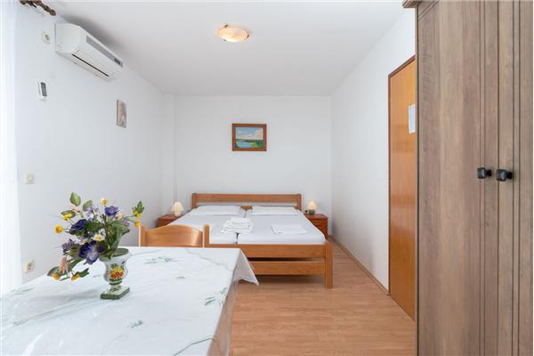 Apartment A5, for 2 persons