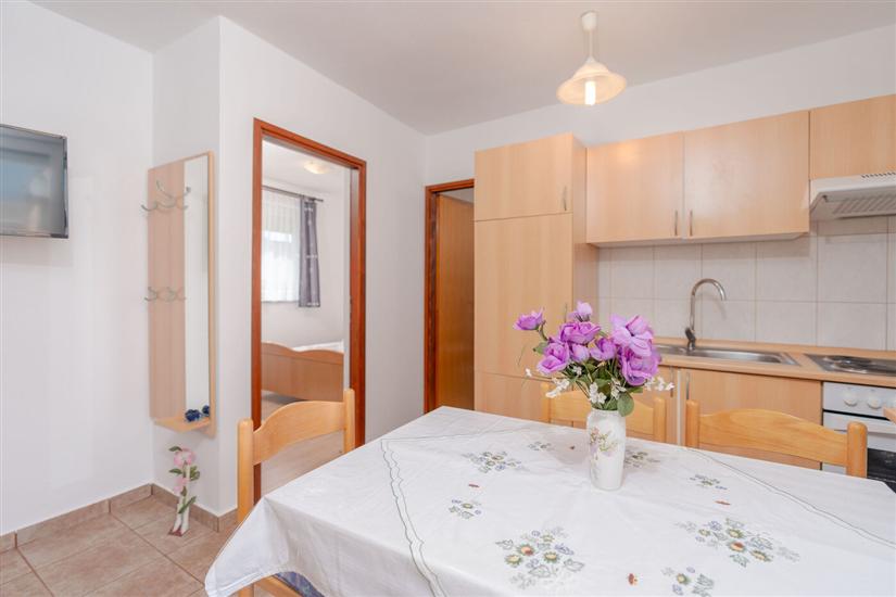 Apartment A6, for 2 persons