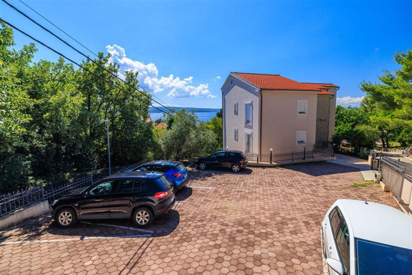 Apartment Villa Sara