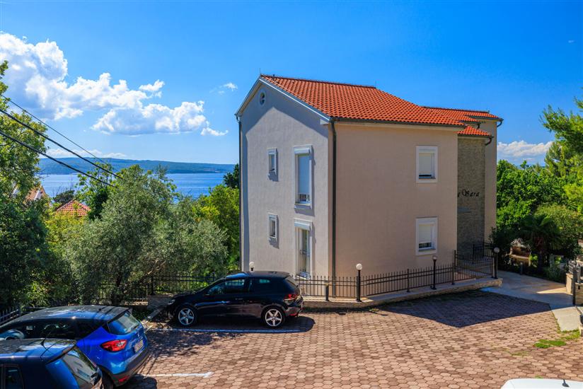 Apartment Villa Sara