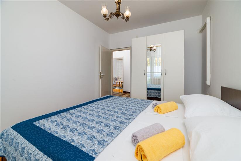 Apartment A2, for 8 persons