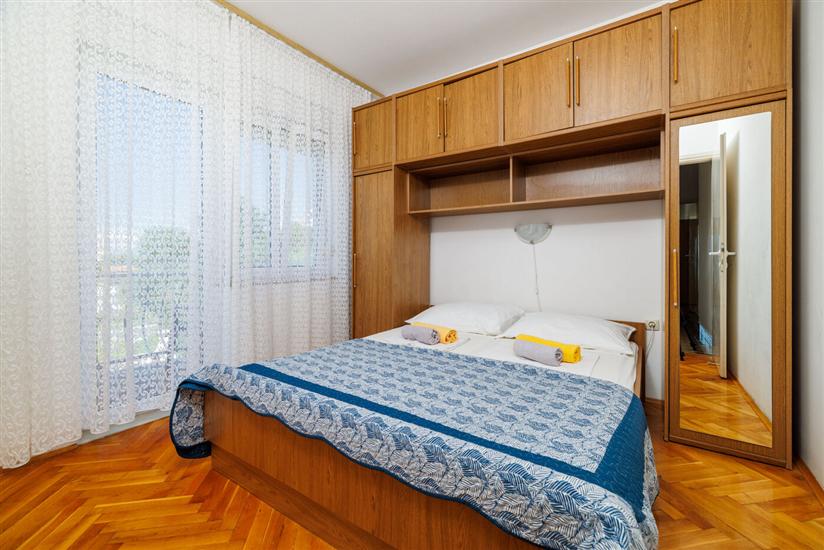 Apartment A2, for 8 persons