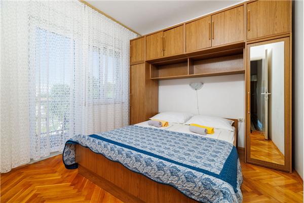 Apartment A2, for 8 persons