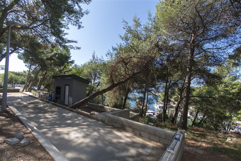 Apartment Family Ribicic