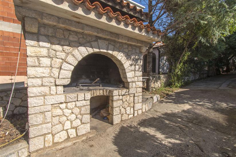 Apartment Family Ribicic