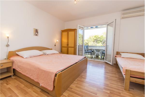 Apartment A2, for 4 persons