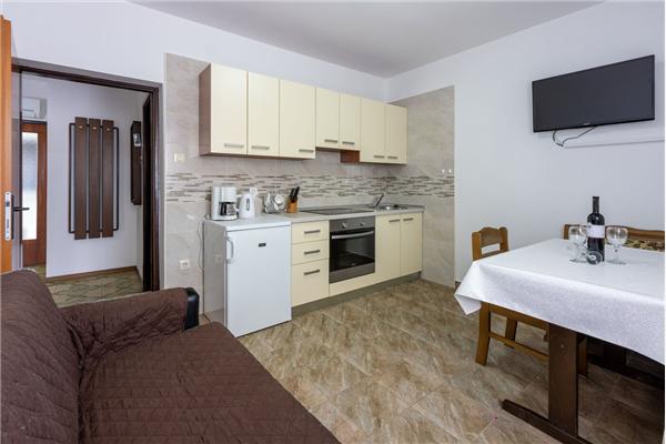 Apartment A1, for 5 persons