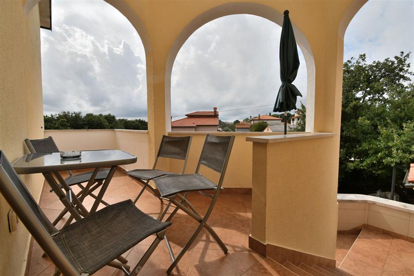 Apartment A1, for 5 persons