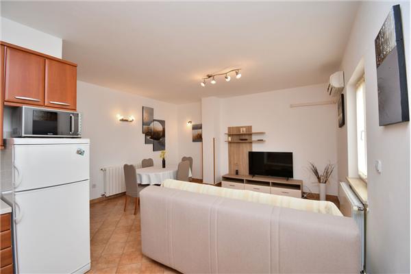 Apartment A1, for 5 persons