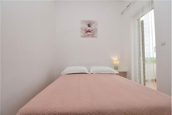 Apartment A2, for 5 persons