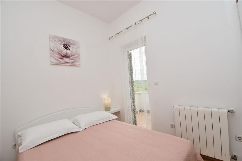 Apartment A2, for 5 persons