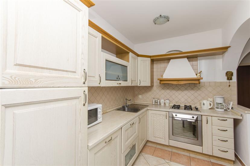 Apartment A1, for 7 persons