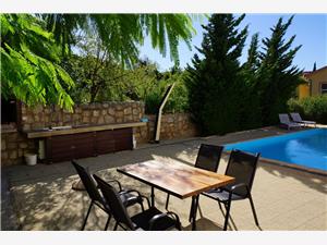 Apartments Sunny Karlobag, Size 50.00 m2, Accommodation with pool, Airline distance to the sea 100 m