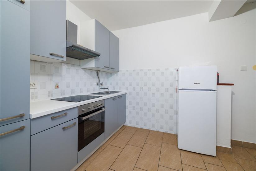 Apartment A1, for 5 persons