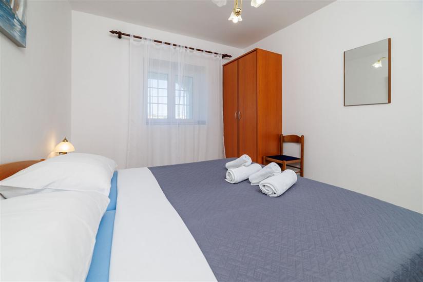 Apartment A2, for 5 persons