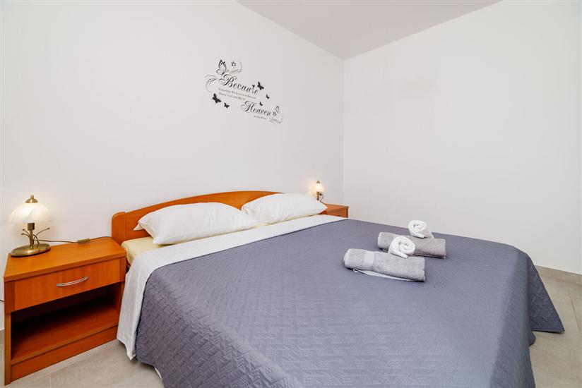 Apartment A2, for 5 persons