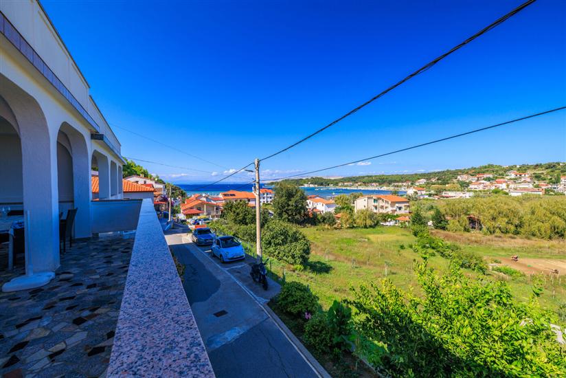 Apartment A2, for 5 persons