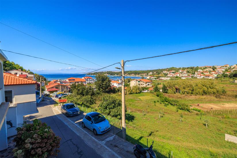 Apartment A2, for 5 persons