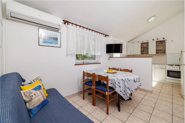Apartment A3, for 5 persons