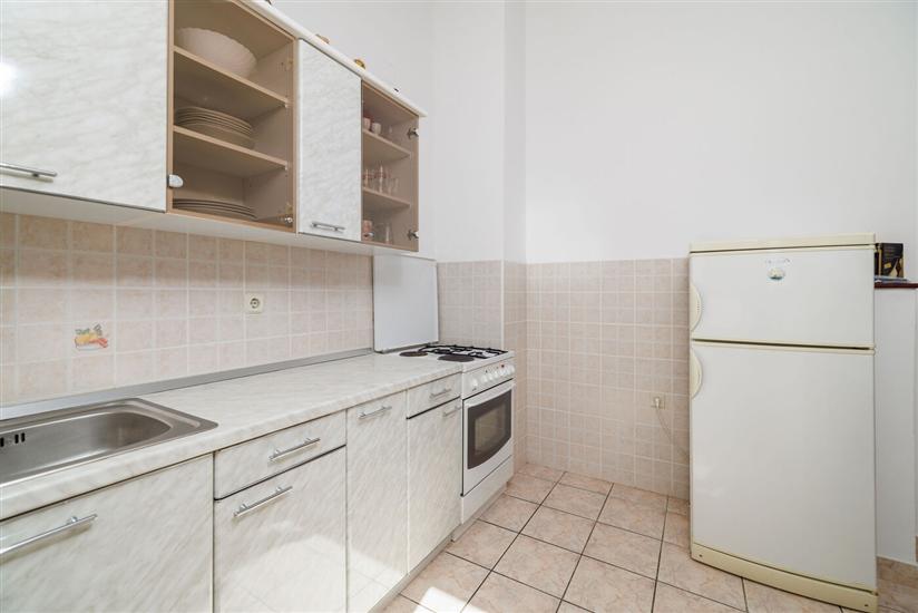 Apartment A3, for 5 persons