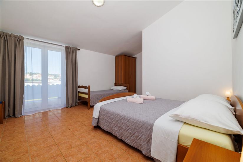 Apartment A3, for 5 persons