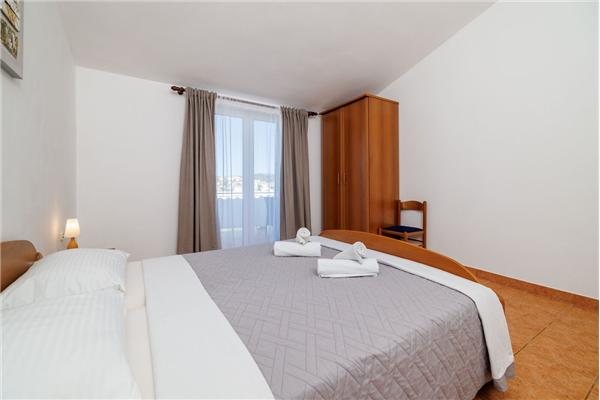 Apartment A3, for 5 persons