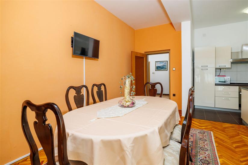 Apartment A1, for 4 persons