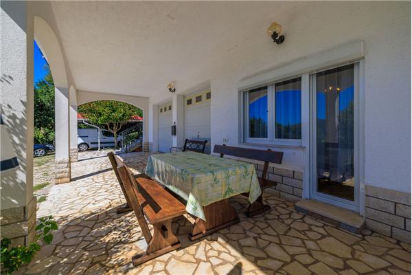 Apartment A1, for 4 persons