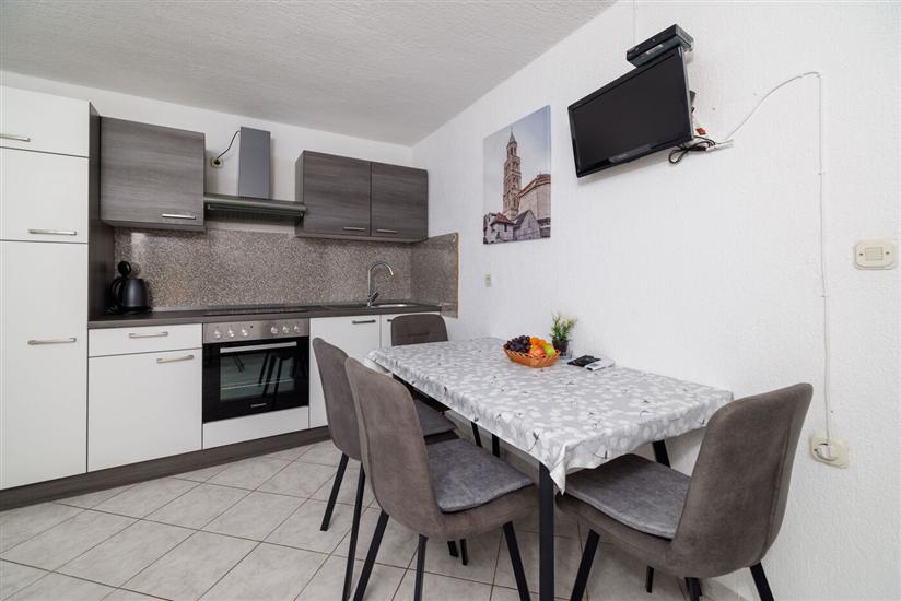 Apartment A4, for 4 persons