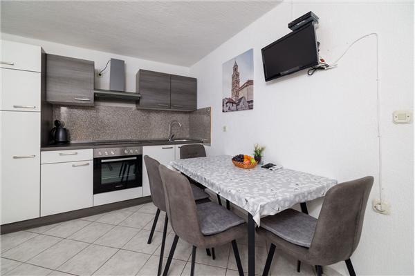 Apartment A4, for 4 persons