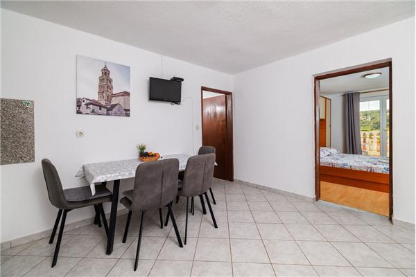 Apartment A4, for 4 persons