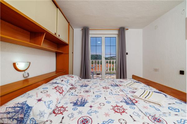 Apartment A4, for 4 persons