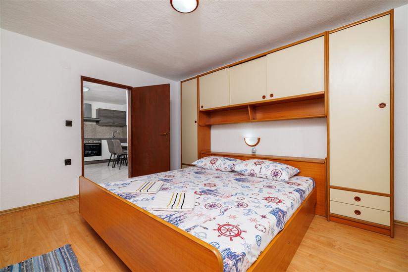 Apartment A4, for 4 persons