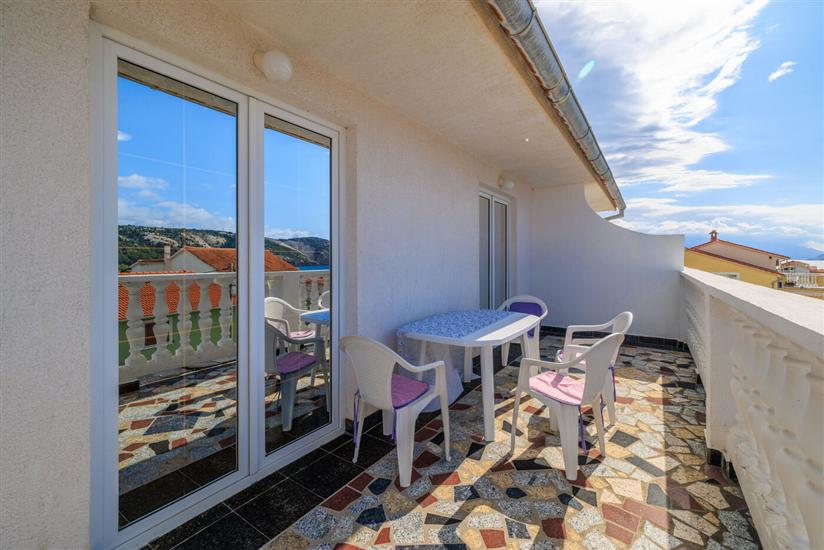 Apartment A4, for 4 persons