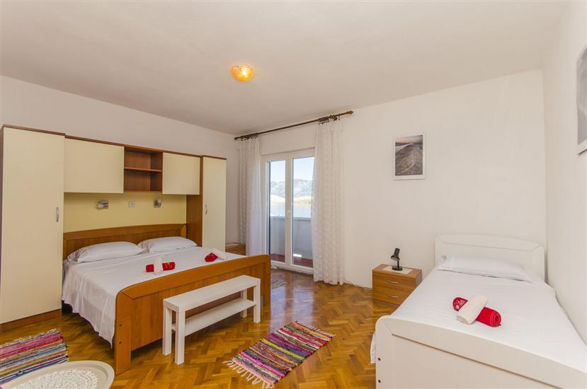 Apartment A1, for 3 persons