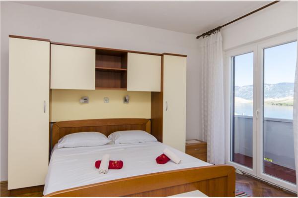 Apartment A1, for 3 persons