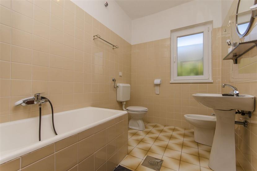 Apartment A1, for 3 persons