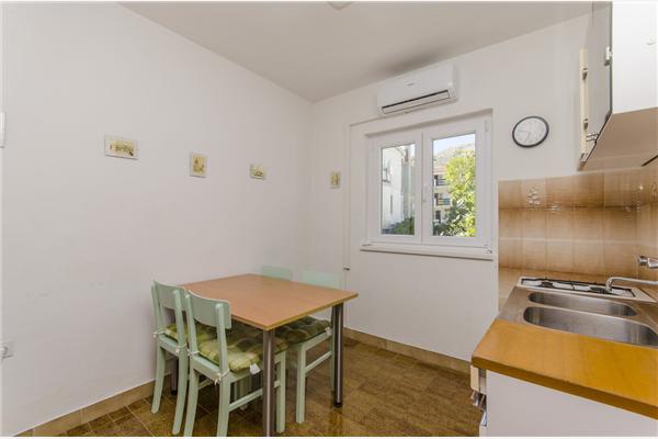 Apartment A2, for 4 persons