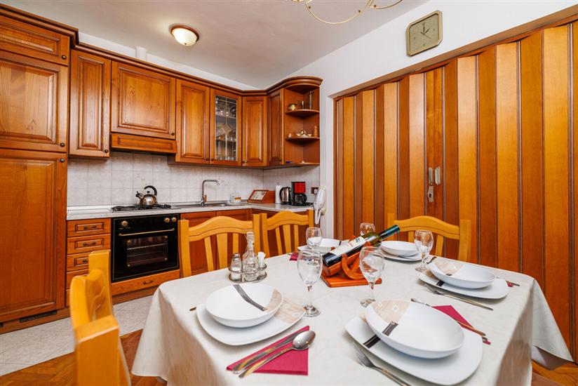 Lägenhet A1, för 5 personer