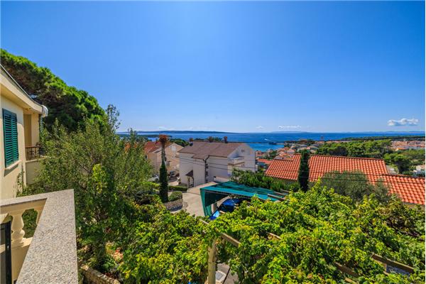 Apartment A1, for 6 persons