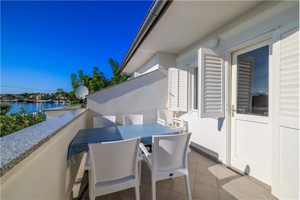 Apartment A1, for 4 persons