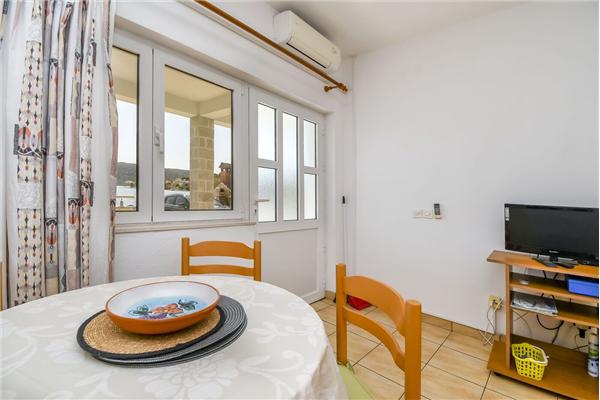 Apartment A2, for 4 persons