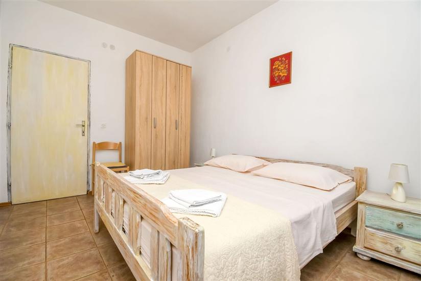 Apartment A3, for 8 persons