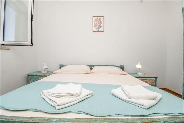 Apartment A3, for 8 persons