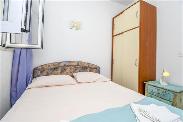 Apartment A3, for 8 persons