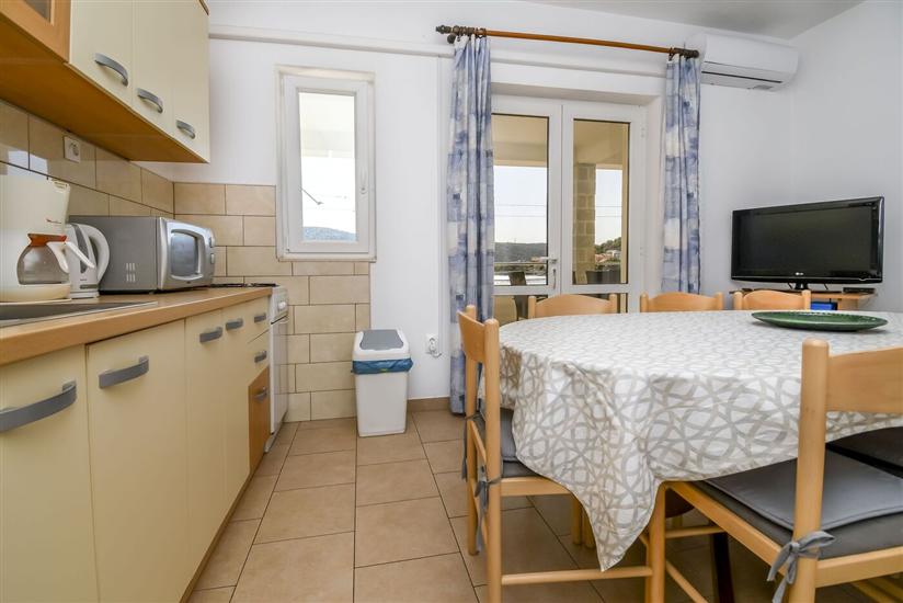 Apartment A3, for 8 persons