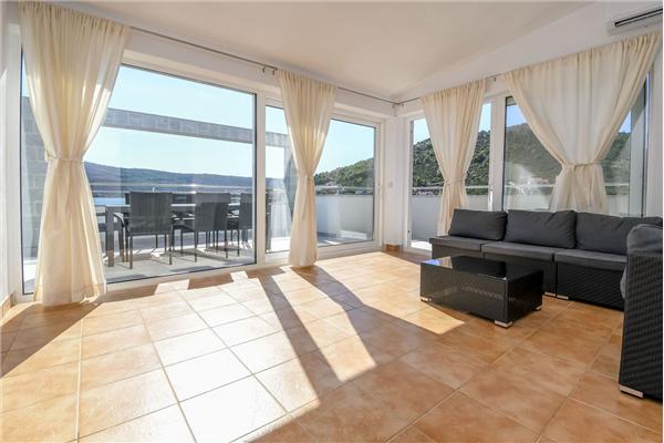 Apartment A4, for 6 persons