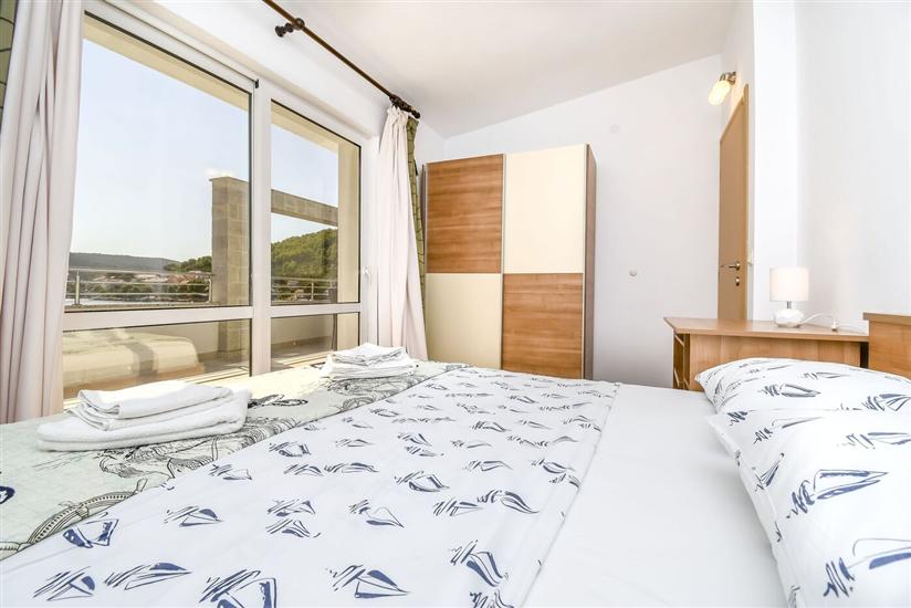 Apartment A4, for 6 persons