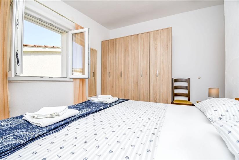 Apartment A4, for 6 persons