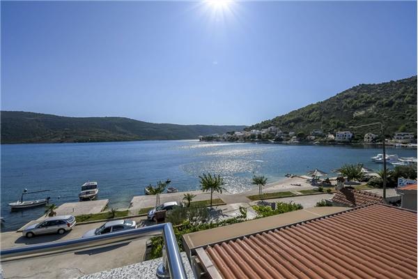 Apartment A4, for 6 persons